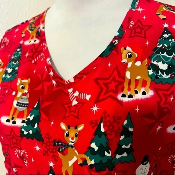 Rudolph Christmas Women’s V-Neck Medium 2 Pockets Multi Colored Scrub Top NWT - Picture 3 of 10